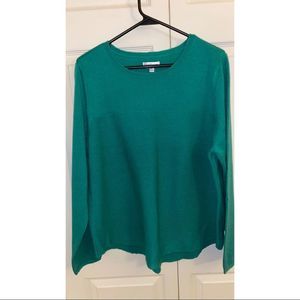 Women’s Long Sleeve Sweater